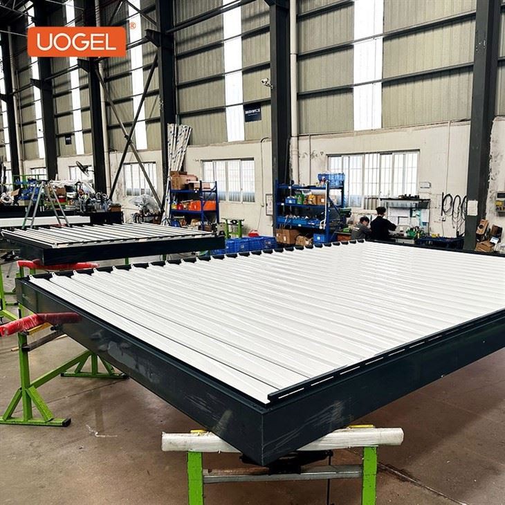 25.11.13-3x3 heavy duty gazebo with sides-4